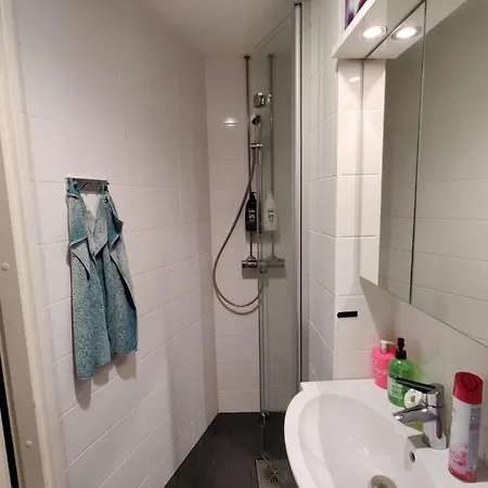 Апартаменты 2stepsfromhelsinkirailwaystation *