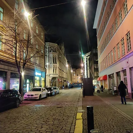 Apartamento 2stepsfromhelsinkirailwaystation *